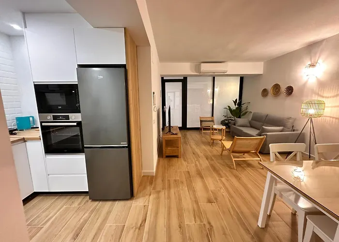 Apartman & Ayora