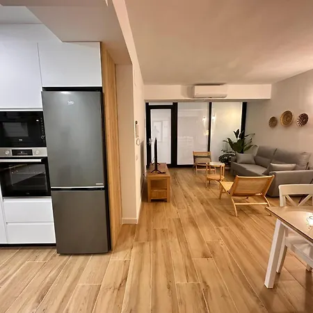 Apartament & Ayora